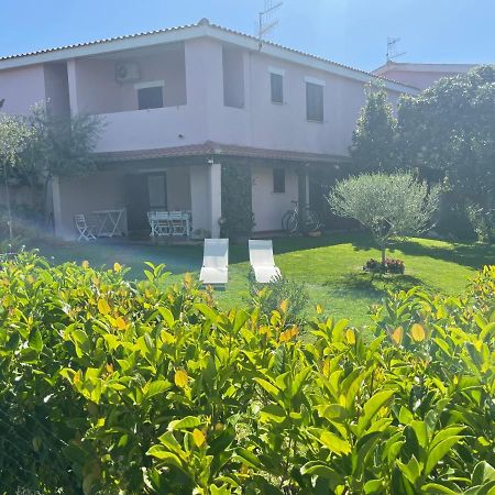סאן תאודורו Casa Vacanza Li Menduli San Teodoro מראה חיצוני תמונה