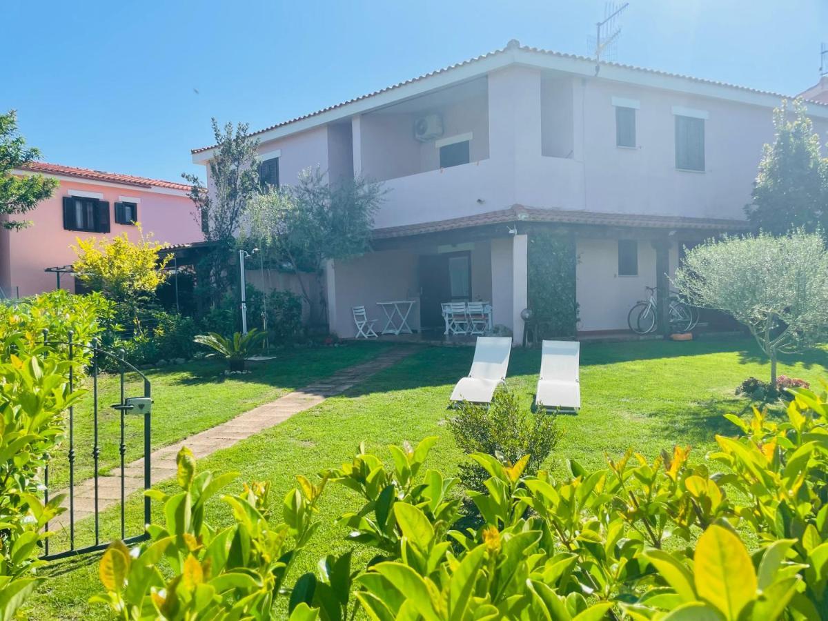 סאן תאודורו Casa Vacanza Li Menduli San Teodoro מראה חיצוני תמונה