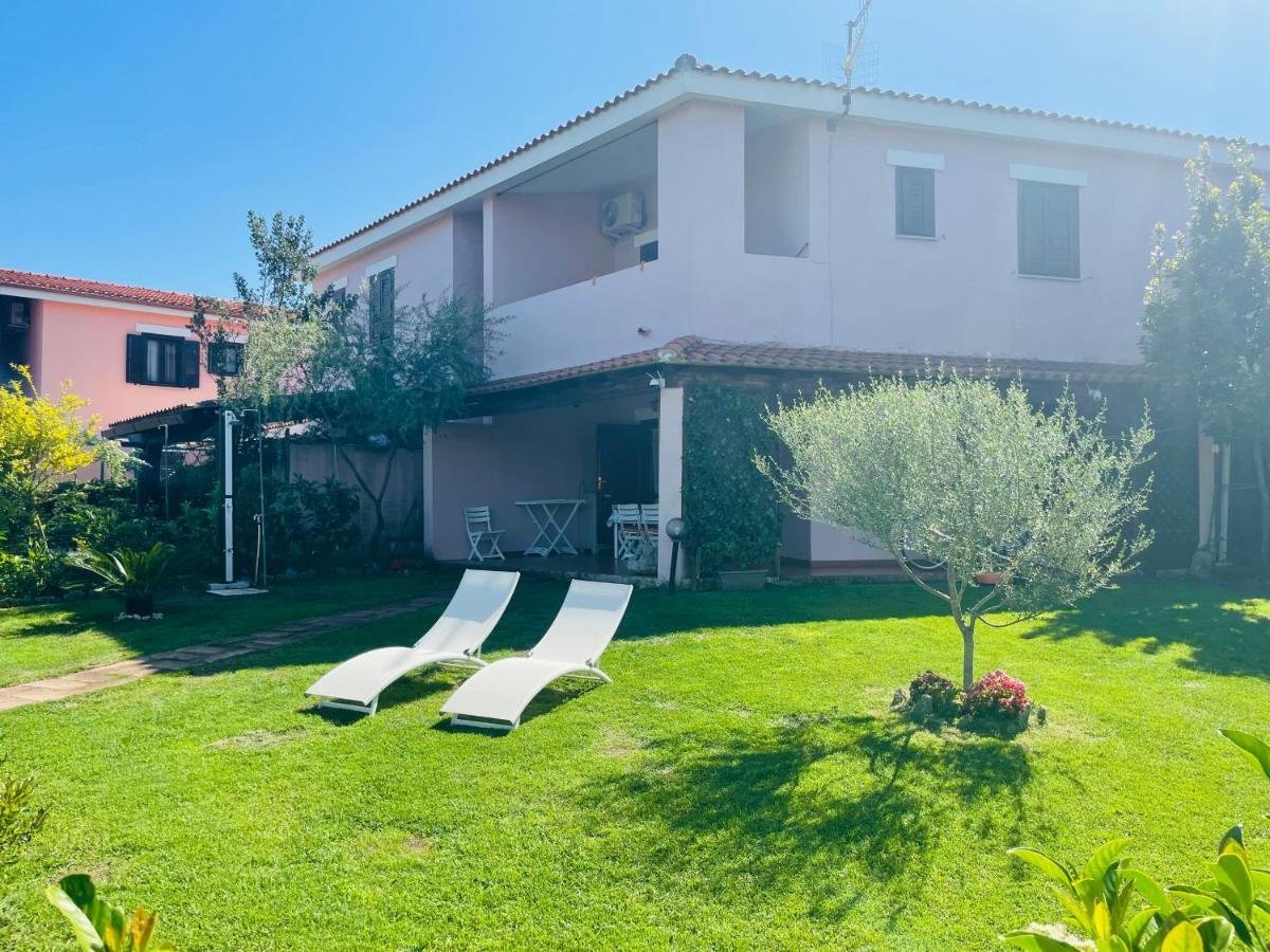 סאן תאודורו Casa Vacanza Li Menduli San Teodoro מראה חיצוני תמונה