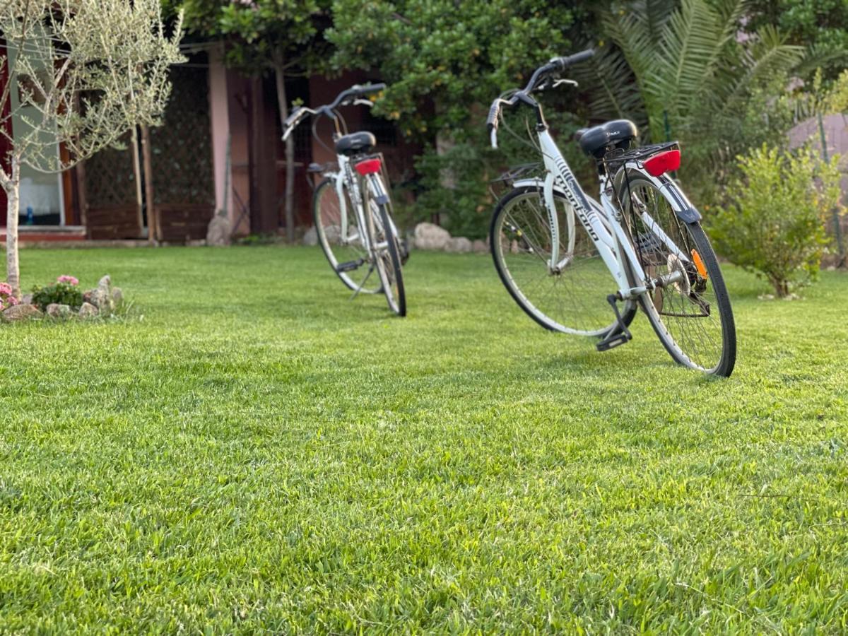 סאן תאודורו Casa Vacanza Li Menduli San Teodoro מראה חיצוני תמונה
