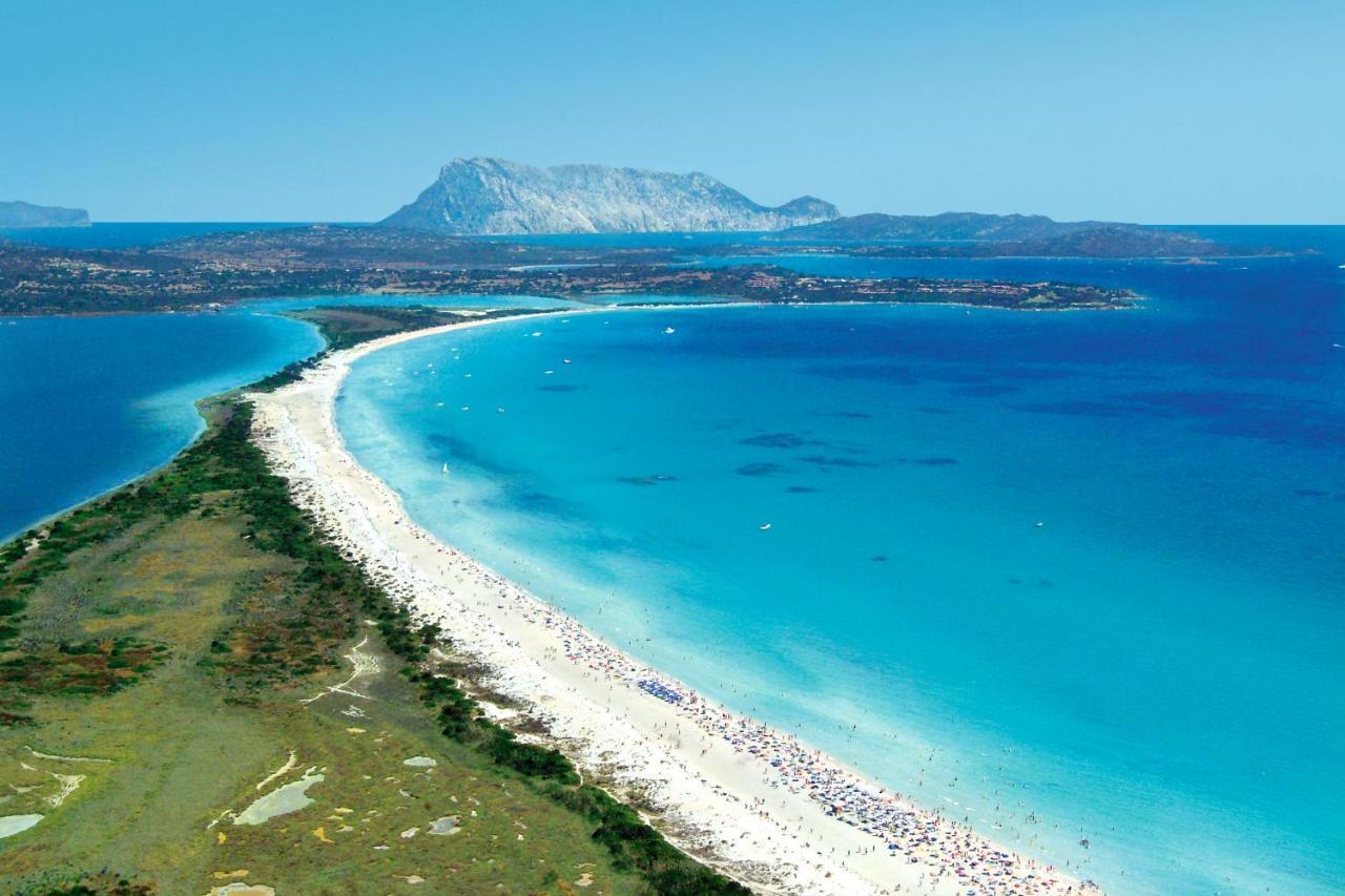 סאן תאודורו Casa Vacanza Li Menduli San Teodoro מראה חיצוני תמונה