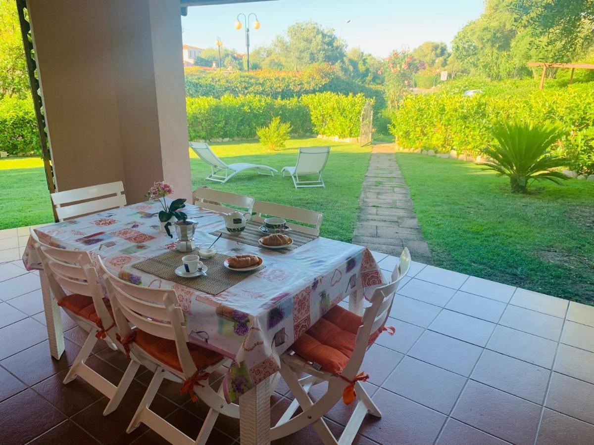 סאן תאודורו Casa Vacanza Li Menduli San Teodoro מראה חיצוני תמונה